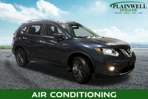 More photos of 2016 Nissan Rogue SL at Zeigler Chrysler Dodge Jeep Ram of Plainwell, MI