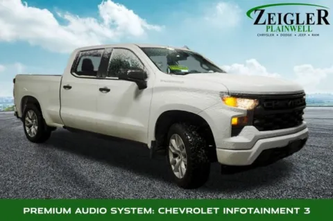 More photos of 2022 Chevrolet Silverado 1500 Custom at Zeigler Chrysler Dodge Jeep Ram of Plainwell, MI