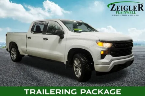More photos of 2022 Chevrolet Silverado 1500 Custom at Zeigler Chrysler Dodge Jeep Ram of Plainwell, MI