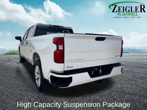 More photos of 2022 Chevrolet Silverado 1500 Custom at Zeigler Chrysler Dodge Jeep Ram of Plainwell, MI