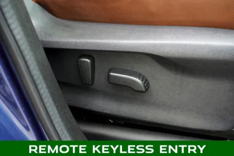 More photos of 2019 Subaru Ascent Touring at Zeigler Chrysler Dodge Jeep Ram of Plainwell, MI