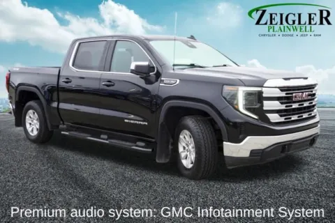 More photos of 2023 GMC Sierra 1500 SLE at Zeigler Chrysler Dodge Jeep Ram of Plainwell, MI