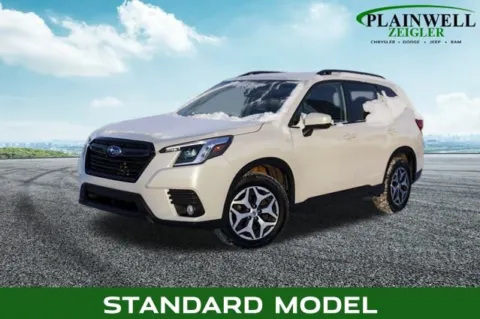 White 2023 Subaru Forester Premium for sale in Plainwell, MI