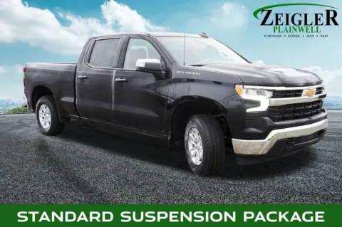 More photos of 2025 Chevrolet Silverado 1500 LT at Zeigler Chrysler Dodge Jeep Ram of Plainwell, MI