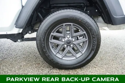 More photos of 2025 Jeep Gladiator Sport S at Zeigler Chrysler Dodge Jeep Ram of Plainwell, MI