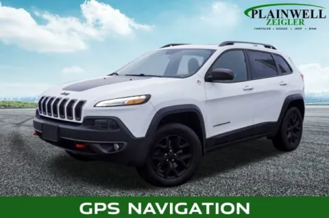 White 2015 Jeep Cherokee Trailhawk for sale in Plainwell, MI