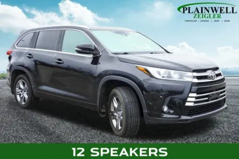 More photos of 2019 Toyota Highlander Limited Platinum at Zeigler Chrysler Dodge Jeep Ram of Plainwell, MI
