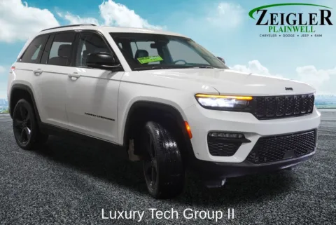 More photos of 2023 Jeep Grand Cherokee Limited at Zeigler Chrysler Dodge Jeep Ram of Plainwell, MI
