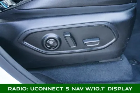 More photos of 2023 Jeep Grand Cherokee Limited at Zeigler Chrysler Dodge Jeep Ram of Plainwell, MI