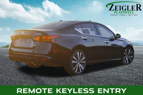 Another view of 2022 Nissan Altima 2.5 Platinum for sale in Plainwell, MI at Zeigler Chrysler Dodge Jeep Ram of Plainwell