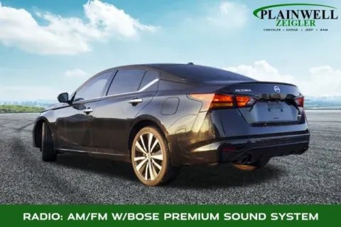 Photos of 2022 Nissan Altima 2.5 Platinum for sale in Plainwell, MI at Zeigler Chrysler Dodge Jeep Ram of Plainwell