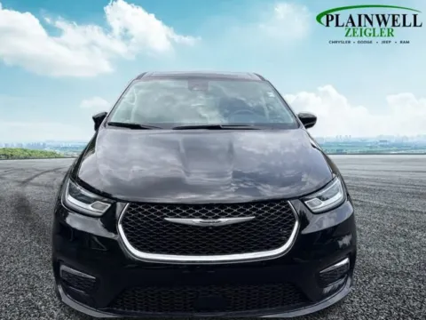 Photos of 2024 Chrysler Pacifica Touring L for sale in Plainwell, MI at Zeigler Chrysler Dodge Jeep Ram of Plainwell