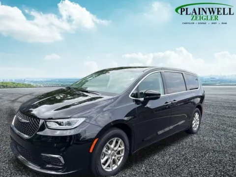 Black 2024 Chrysler Pacifica Touring L for sale in Plainwell, MI