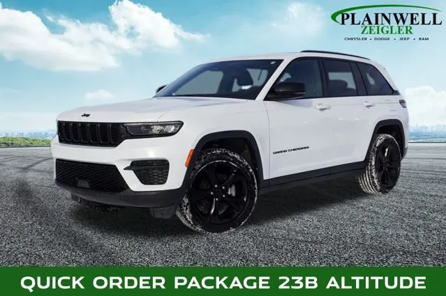 White 2023 Jeep Grand Cherokee Altitude X for sale in Plainwell, MI