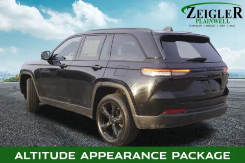Photos of 2023 Jeep Grand Cherokee Altitude X for sale in Plainwell, MI at Zeigler Chrysler Dodge Jeep Ram of Plainwell
