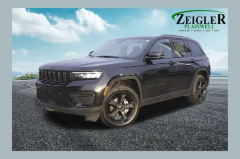 Black 2023 Jeep Grand Cherokee Altitude X for sale in Plainwell, MI