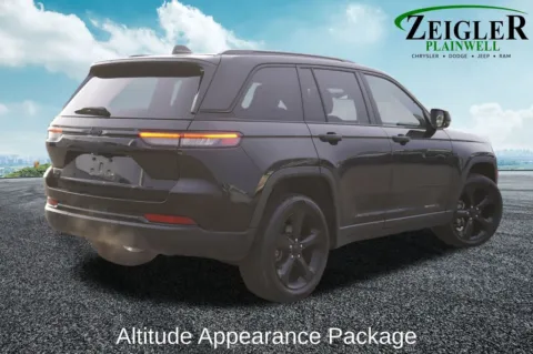 Another view of 2023 Jeep Grand Cherokee Altitude X for sale in Plainwell, MI at Zeigler Chrysler Dodge Jeep Ram of Plainwell