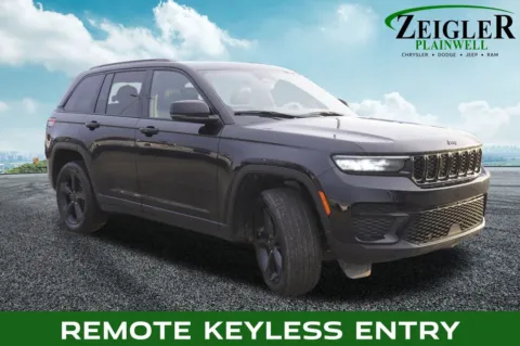 More photos of 2023 Jeep Grand Cherokee Altitude X at Zeigler Chrysler Dodge Jeep Ram of Plainwell, MI