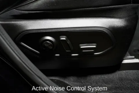 More photos of 2024 Jeep Grand Cherokee Limited at Zeigler Chrysler Dodge Jeep Ram of Plainwell, MI