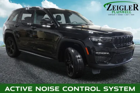 More photos of 2024 Jeep Grand Cherokee Limited at Zeigler Chrysler Dodge Jeep Ram of Plainwell, MI