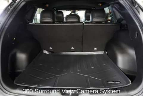 More photos of 2023 Jeep Compass Latitude Lux at Zeigler Chrysler Dodge Jeep Ram of Plainwell, MI