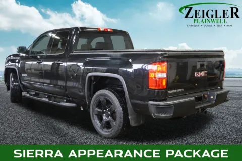 Photos of 2018 GMC Sierra 1500 for sale in Plainwell, MI at Zeigler Chrysler Dodge Jeep Ram of Plainwell