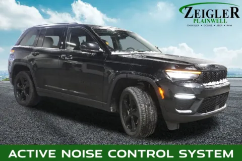 More photos of 2023 Jeep Grand Cherokee Limited at Zeigler Chrysler Dodge Jeep Ram of Plainwell, MI