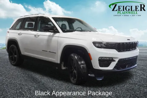 More photos of 2023 Jeep Grand Cherokee Limited at Zeigler Chrysler Dodge Jeep Ram of Plainwell, MI