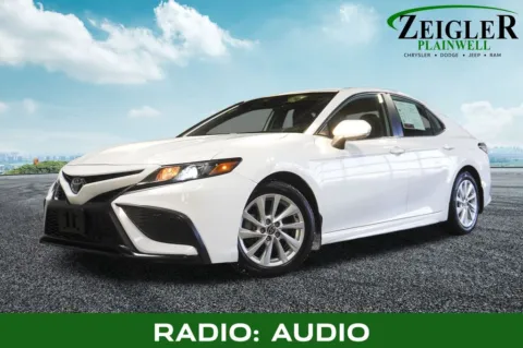 White 2023 Toyota Camry SE for sale in Plainwell, MI