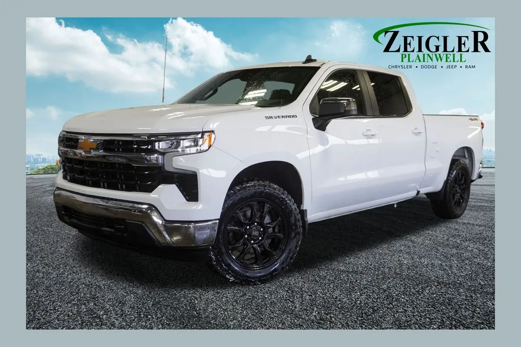 White 2025 Chevrolet Silverado 1500 LT for sale in Plainwell, MI