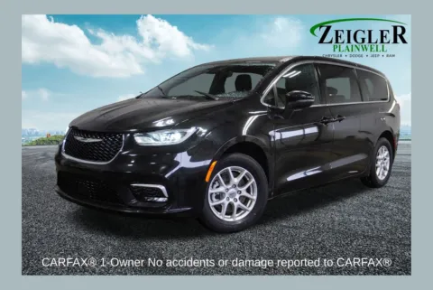 Black 2023 Chrysler Pacifica Touring for sale in Plainwell, MI