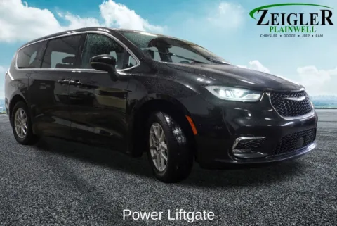 More photos of 2023 Chrysler Pacifica Touring at Zeigler Chrysler Dodge Jeep Ram of Plainwell, MI