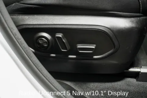 More photos of 2024 Jeep Grand Cherokee Limited at Zeigler Chrysler Dodge Jeep Ram of Plainwell, MI