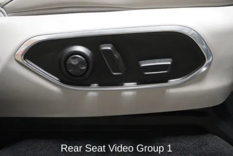 More photos of 2022 Jeep Wagoneer Series III at Zeigler Chrysler Dodge Jeep Ram of Plainwell, MI