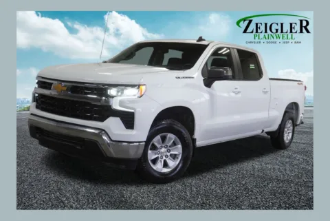 White 2025 Chevrolet Silverado 1500 LT for sale in Plainwell, MI