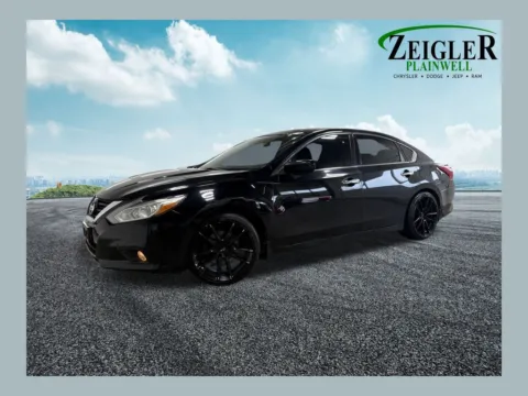 Black 2018 Nissan Altima 2.5 SV for sale in Plainwell, MI