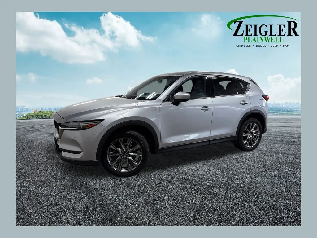 2020 Mazda CX-5 Signature for sale in Plainwell, MI