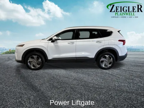 More photos of 2023 Hyundai Santa Fe SEL at Zeigler Chrysler Dodge Jeep Ram of Plainwell, MI
