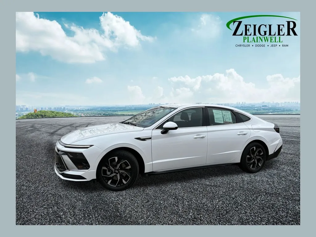 White 2025 Hyundai Sonata SEL for sale in Plainwell, MI