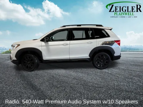 Another view of 2022 Honda Passport Elite for sale in Plainwell, MI at Zeigler Chrysler Dodge Jeep Ram of Plainwell