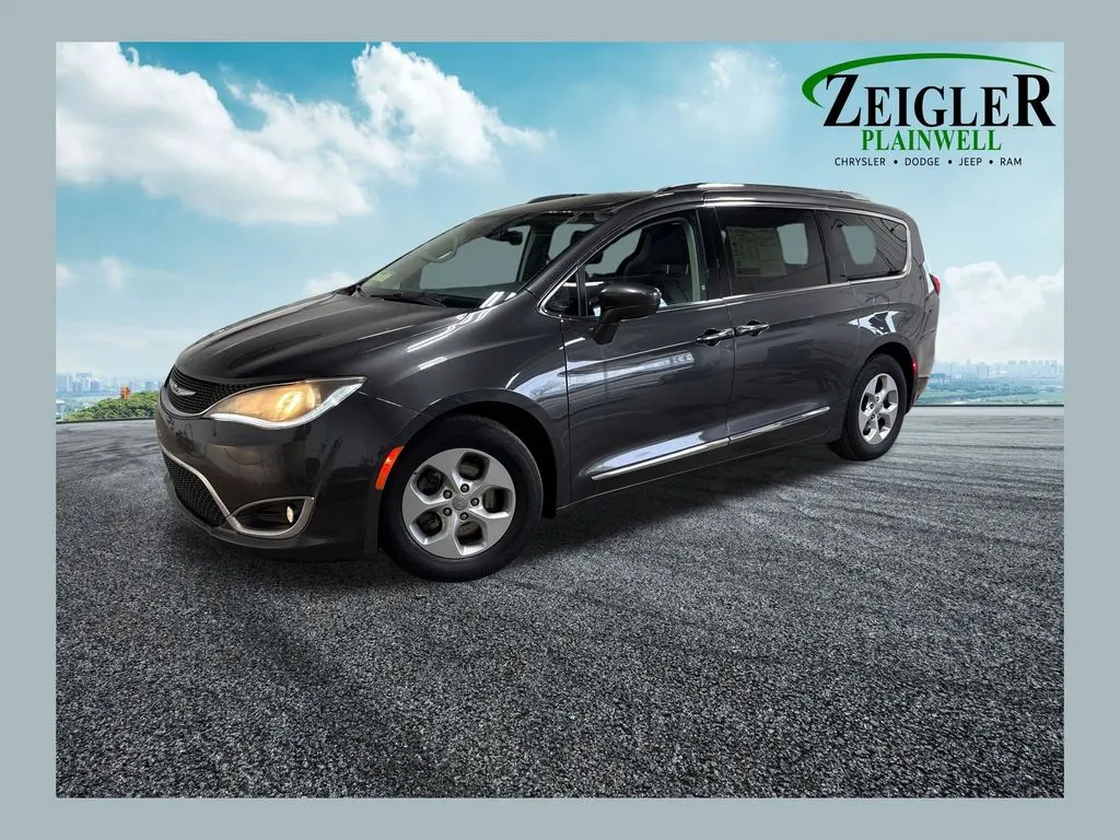 2017 Chrysler Pacifica Touring L Plus for sale in Plainwell, MI