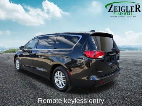 More photos of 2022 Chrysler Voyager LX at Zeigler Chrysler Dodge Jeep Ram of Plainwell, MI