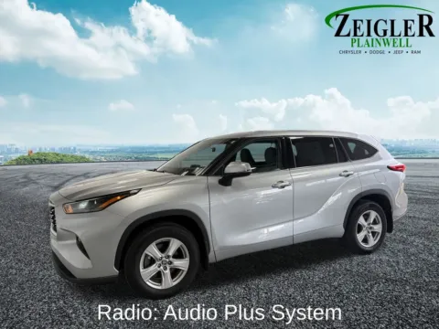 Photos of 2022 Toyota Highlander Hybrid LE for sale in Plainwell, MI at Zeigler Chrysler Dodge Jeep Ram of Plainwell