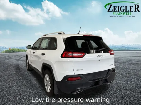 More photos of 2015 Jeep Cherokee Sport at Zeigler Chrysler Dodge Jeep Ram of Plainwell, MI