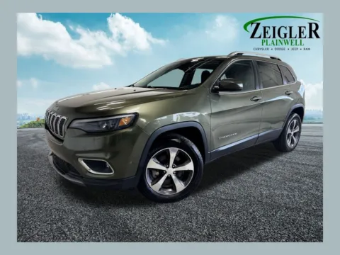 Green 2019 Jeep Cherokee Limited for sale in Plainwell, MI