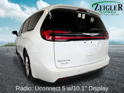 More photos of 2023 Chrysler Pacifica Touring L at Zeigler Chrysler Dodge Jeep Ram of Plainwell, MI