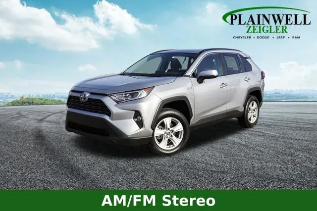 2021 Toyota RAV4 Hybrid XLE for sale in Plainwell, MI