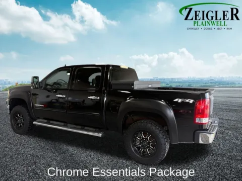 More photos of 2012 GMC Sierra 1500 SLE at Zeigler Chrysler Dodge Jeep Ram of Plainwell, MI