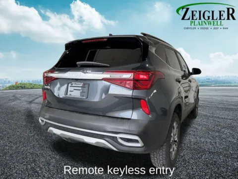 More photos of 2022 Kia Seltos EX at Zeigler Chrysler Dodge Jeep Ram of Plainwell, MI