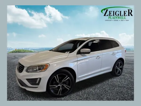White 2017 Volvo XC60 T6 R-Design for sale in Plainwell, MI